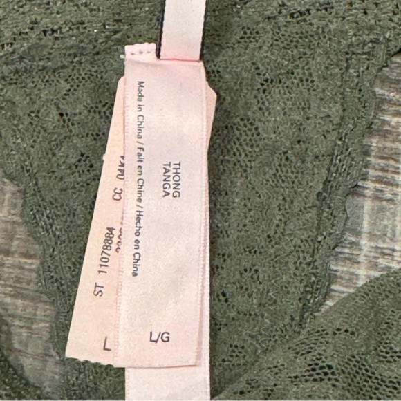 Victoria's Secret Lace Green thong/string elastic waist panty New Size Large - Picture 8 of 10